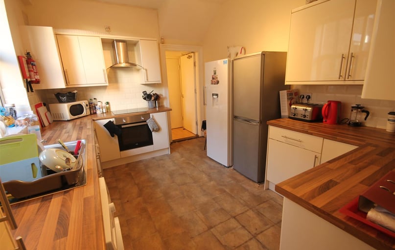 Cavendish Place, Jesmond, Newcastle - Image 1